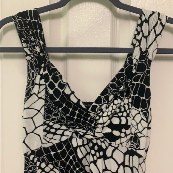 Dunía Black and White Summer Dress - Picture 2 of 9